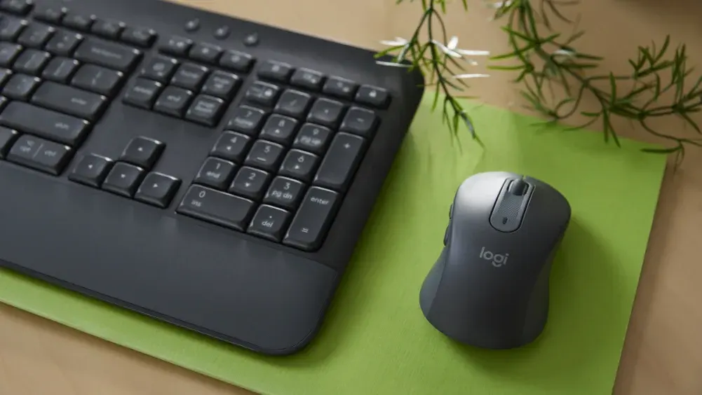 موس و کیبورد بی سیم لاجیتک مدل Logitech Signature MK650 Keyboard Mouse Combo